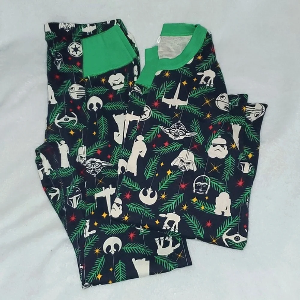 STAR WARS Holiday Long John Pajama Set Kids Size S-M (READ)